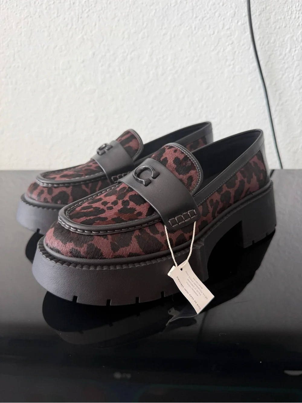 NWT Coach Woman Black Brown Leopard-Print Leather Loafers.